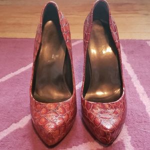 Jessica Simpson Orange faux snake skin heels